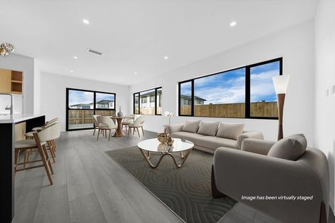 Photo of property in 16 Gertrude Cole Road, Clarks Beach, 2122