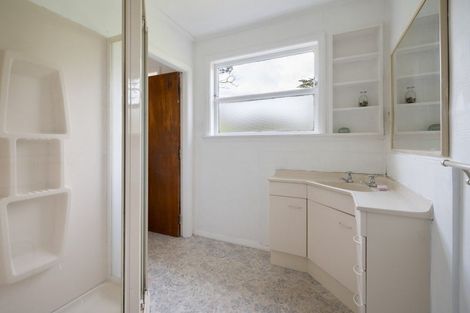 Photo of property in 393 Aokautere Drive, Aokautere, Palmerston North, 4471