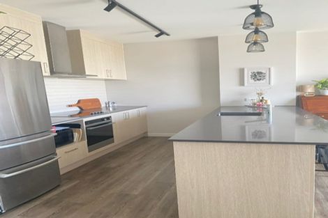 Photo of property in 11/4161 Great North Road, Glen Eden, Auckland, 0602