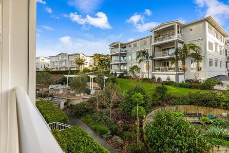 Photo of property in 237 Hibiscus Drive, Orewa, 0931