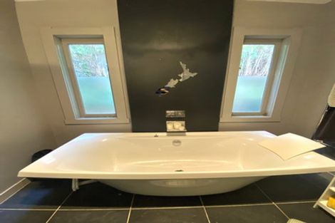 Photo of property in 55 Titirangi Road, New Lynn, Auckland, 0600