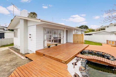 Photo of property in 16 Dellwood Avenue, Henderson, Auckland, 0612