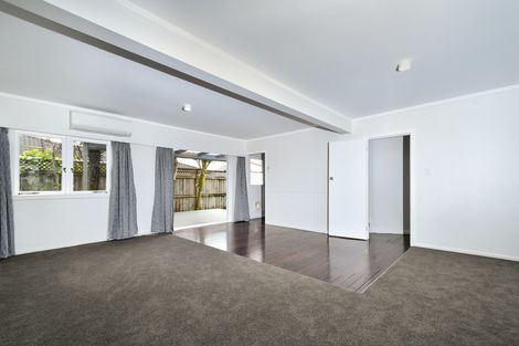 Photo of property in 1 River Road, Te Atatu Peninsula, Auckland, 0610