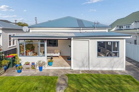 Photo of property in 55 Bristol Square, Hutt Central, Lower Hutt, 5010