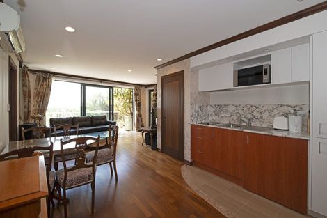 Photo of property in 19 Monteith Grove, Brooklyn, Wellington, 6021