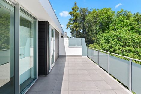 Photo of property in 1u2 Riro Street, Hamilton East, Hamilton, 3216