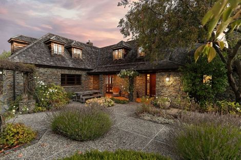 Photo of property in 50 Edinburgh Drive, Queenstown, 9300