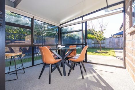 Photo of property in 36 Karina Terrace, Roslyn, Palmerston North, 4414