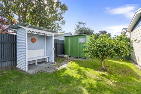 Photo of property in 18 Tararua Terrace, Cloverlea, Palmerston North, 4412