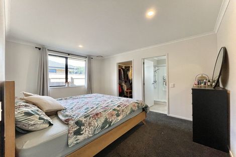 Photo of property in 19 Te Ara O Toroa, Wainuiomata, Lower Hutt, 5014