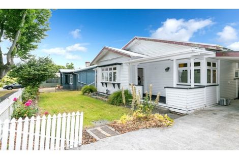 Photo of property in 18 Parr Street, Frankton, Hamilton, 3204