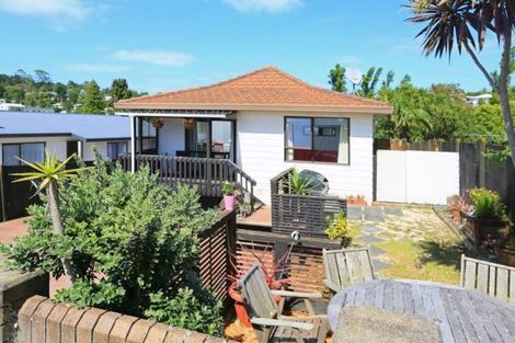 Photo of property in 188 Solar Road, Glen Eden, Auckland, 0602