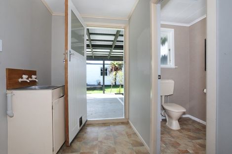 Photo of property in 40 Follett Street, Marton, 4710