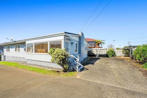 Photo of property in 2/184 Bucklands Beach Road, Bucklands Beach, Auckland, 2012
