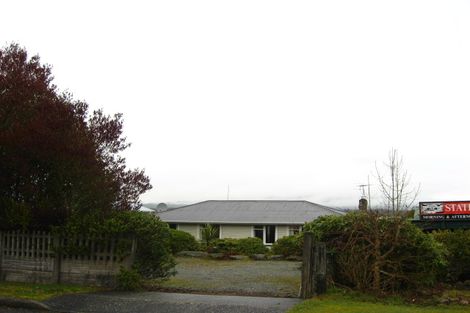 Photo of property in 40 Koe Street, Moana, 7872
