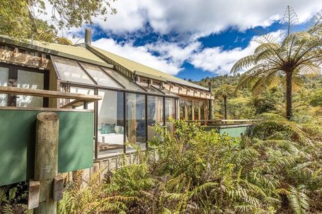 Photo of property in 1 Rereao Lane, Pukawa Bay, Turangi, 3381