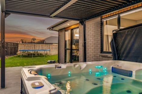 Photo of property in 12 Albert Willis Avenue, Halswell, Christchurch, 8025
