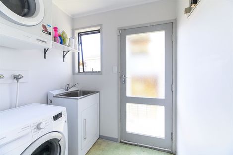 Photo of property in 10 Hillman Place, Ranui, Auckland, 0612