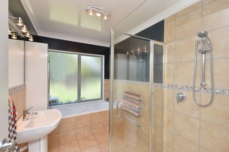 Photo of property in 20 Crombie Green, Northwood, Christchurch, 8051