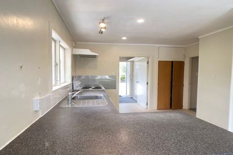 Photo of property in 50 Stottholm Road, Titirangi, Auckland, 0604