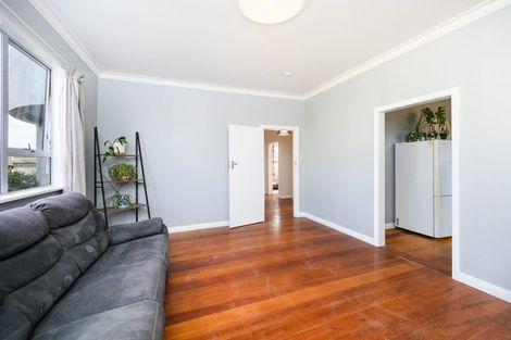Photo of property in 31 Chelwood Street, Takaro, Palmerston North, 4412
