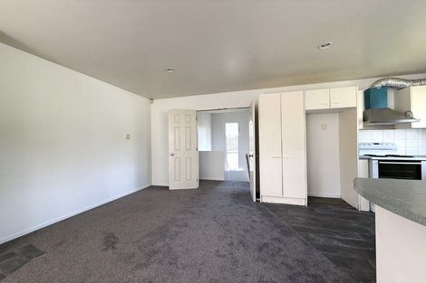 Photo of property in 11 Loughanure Place, Massey, Auckland, 0614