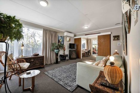 Photo of property in 8 Omata Road, Westown, New Plymouth, 4310