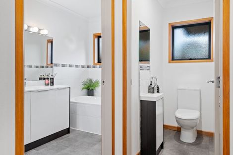 Photo of property in 14 Jaemont Court, Huntington, Hamilton, 3210