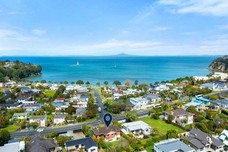 Photo of property in 1068 Whangaparaoa Road, Tindalls Beach, Whangaparaoa, 0930