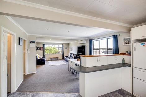 Photo of property in 6 Jarvis Place, Taradale, Napier, 4112