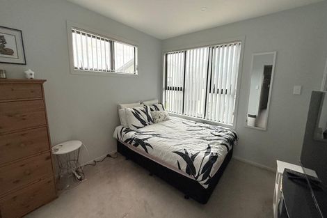 Photo of property in 106 Te Oneroa Way, Long Bay, Auckland, 0630