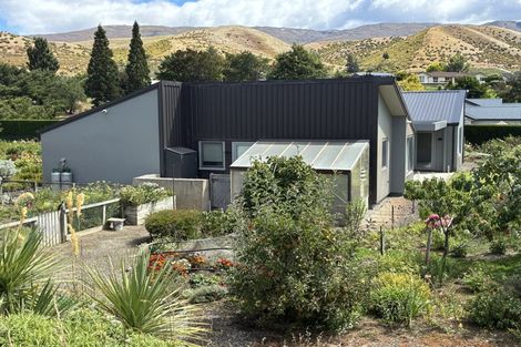 Photo of property in 4 Lowburn Valley Road, Lowburn, Cromwell, 9384