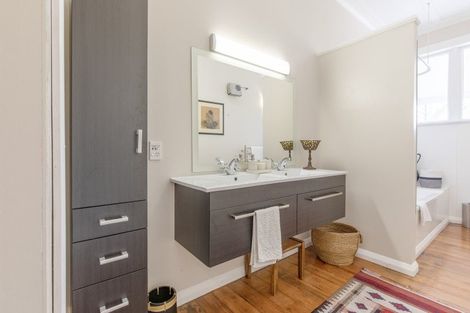 Photo of property in 62 Porangahau Road, Waipukurau, 4200