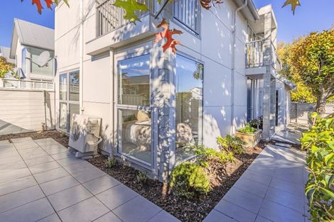 Photo of property in 1/1010 Colombo Street, St Albans, Christchurch, 8014