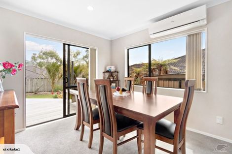 Photo of property in 17 Sapperton Drive, Henderson, Auckland, 0612