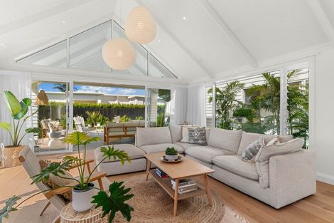 Photo of property in 22 Dune View Drive, Mangawhai, 0505