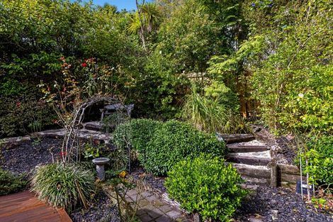 Photo of property in 1/234 Beach Road, Campbells Bay, Auckland, 0630