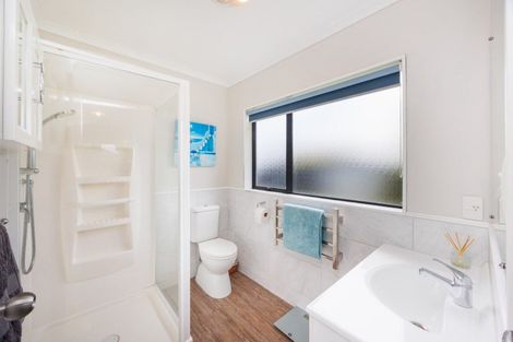 Photo of property in 49 Peter Hall Drive, Kelvin Grove, Palmerston North, 4414