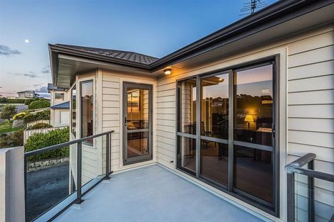 Photo of property in 21 Aspiring Terrace, Aotea, Porirua, 5024