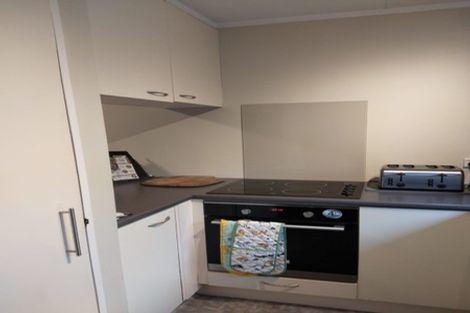 Photo of property in 6/29 Main Road, Tawa, Wellington, 5028