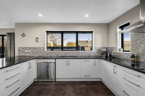 Photo of property in 52 Jacks Drive, West Melton, 7618