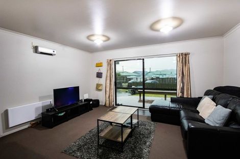 Photo of property in 98c Riverview Road, Huntly, 3700