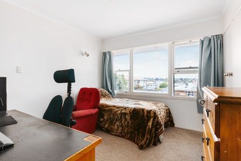 Photo of property in 24 Waimapu Street, Greerton, Tauranga, 3112