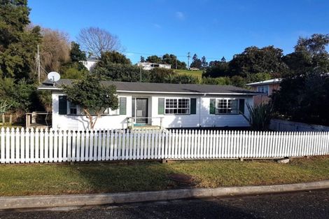 Photo of property in 4 Cockburn Street, Onerahi, Whangarei, 0110
