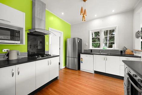 Photo of property in 36 Forest Lake Road, Forest Lake, Hamilton, 3200