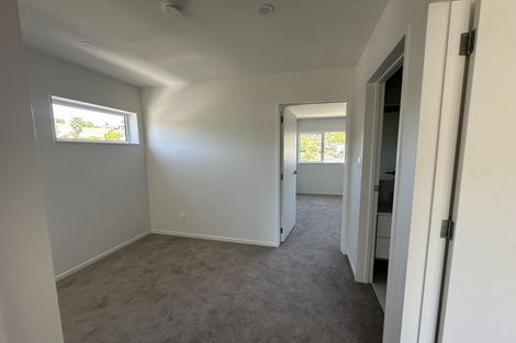 Photo of property in 15a Blenheim Street, Glenfield, Auckland, 0629