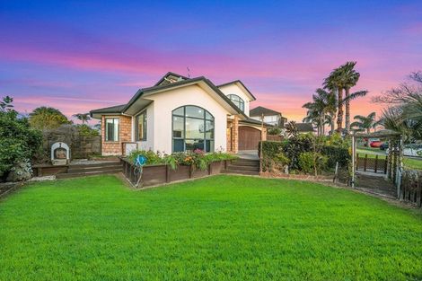 Photo of property in 7 Lamia Place, The Gardens, Auckland, 2105