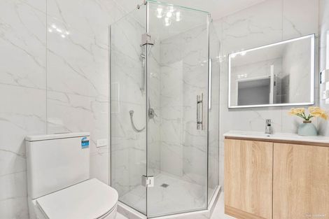 Photo of property in 106b Taikata Road, Te Atatu Peninsula, Auckland, 0610