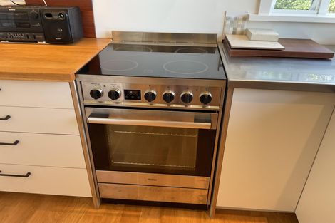 Photo of property in 27 Matheson Bay Road, Leigh, 0985