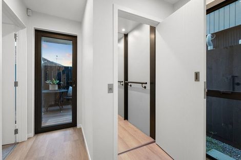 Photo of property in 13b Dominion Street, Takapuna, Auckland, 0622